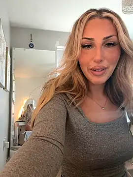 HeidiMae online show from 27, 10, 2025