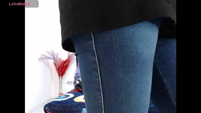 jatzibe hot 93 online show from 5, 2, 2026