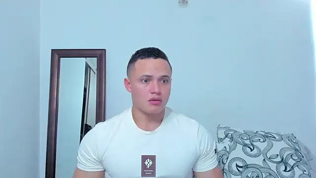 KingLevi01 online show from 19, 2, 2026