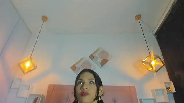 Mia Suarezzz online show from 5, 11, 2025