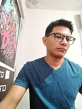 Snapshot of G_RICO chatting on 28, 10, 2025 G RICO online show from 28, 10, 2025