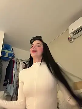 Snapshot of Min_junn chatting on 20, 9, 2025 Min junn online show from 20, 9, 2025