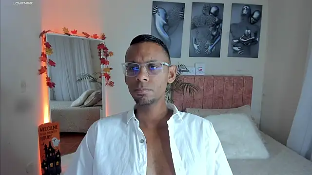Snapshot of KingEdward_ chatting on 30, 10, 2025 KingEdward online show from 30, 10, 2025