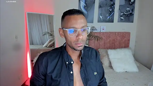 Snapshot of KingEdward_ chatting on 8, 11, 2025 KingEdward online show from 8, 11, 2025