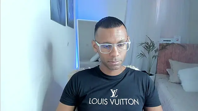 Snapshot of KingEdward_ chatting on 25, 11, 2025 KingEdward online show from 25, 11, 2025