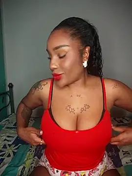 Snapshot of Queen_Amara chatting on 25, 2, 2026 Queen Amara online show from 25, 2, 2026