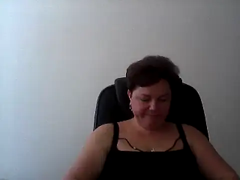 Snapshot of EllaLove2277 chatting on 26, 9, 2025 EllaLove2277 online show from 26, 9, 2025