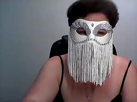 EllaLove2277 online show from 30, 6, 2026