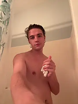 Snapshot of Justtosee28 chatting on 29, 10, 2025 Justtosee28 online show from 29, 10, 2025