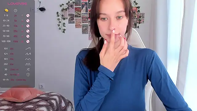 Snapshot of _Alissaa chatting on 1, 10, 2025  Alissaa online show from 1, 10, 2025