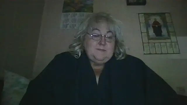 Snapshot of Lala-Love56 chatting on 20, 10, 2025 Lala-Love56 online show from 20, 10, 2025