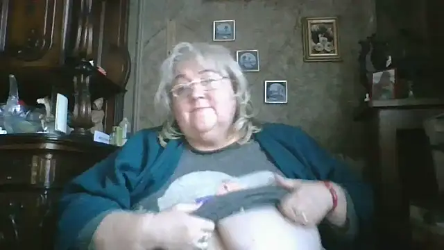 Lala-Love56 online show from 27, 10, 2025