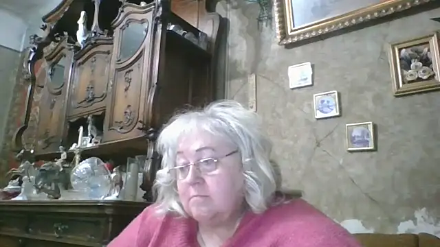 Lala-Love56 online show from 14, 4, 2026