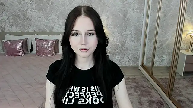 VioletHarme online show from 24, 5, 2026