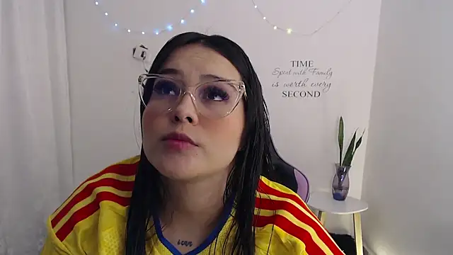 Snapshot of amberbakee chatting on 7, 7, 2026 amberbakee online show from 7, 7, 2026