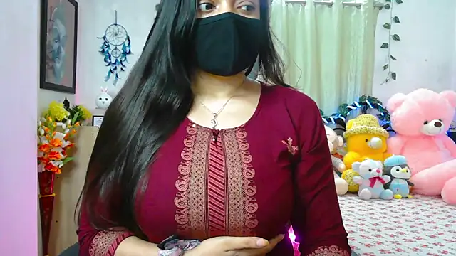 Snapshot of WildDimpi_0 chatting on 5, 4, 2026 WildDimpi 0 online show from 5, 4, 2026