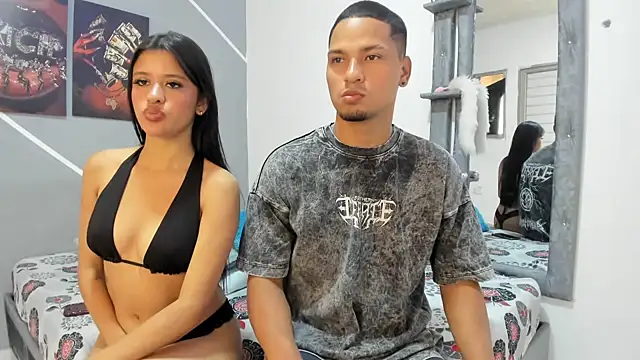 Sexy777Couple online show from 18, 4, 2026