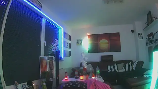 hellgirl1980 online show from 26, 10, 2025