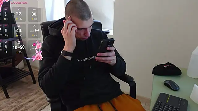 Snapshot of Ryan_Dozer chatting on 8, 3, 2026 Ryan Dozer online show from 8, 3, 2026