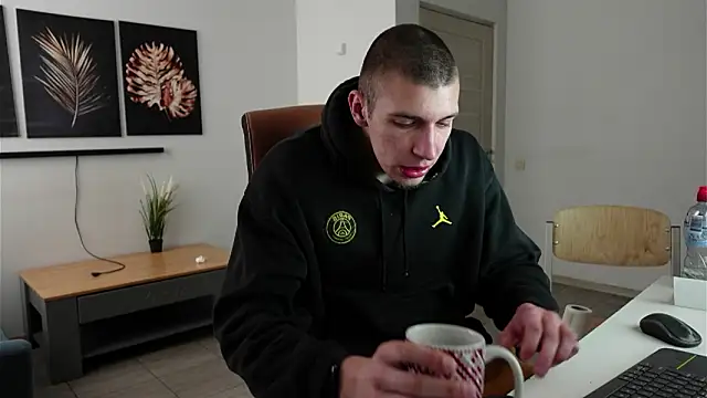 Snapshot of Ryan_Dozer chatting on 15, 3, 2026 Ryan Dozer online show from 15, 3, 2026