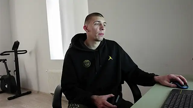 Snapshot of Ryan_Dozer chatting on 19, 4, 2026 Ryan Dozer online show from 19, 4, 2026