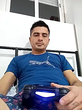 Snapshot of Andr3s69xxx chatting on 6, 2, 2026 Andr3s69xxx online show from 6, 2, 2026