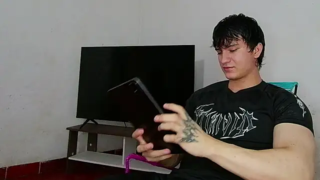 Snapshot of ErickWalton chatting on 15, 1, 2026 ErickWalton online show from 15, 1, 2026