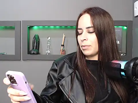 GuriaHot online show from 11, 9, 2025