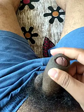 Snapshot of banglore3guy chatting on 14, 9, 2025 banglore3guy online show from 14, 9, 2025