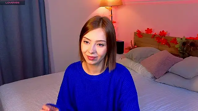 Snapshot of LumMina chatting on 3, 10, 2025 LumMina online show from 3, 10, 2025