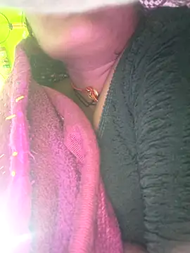 Sexi shivani online show from 8, 11, 2025