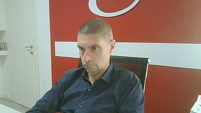 Snapshot of max79ve31 chatting on 20, 5, 2026 max79ve31 online show from 20, 5, 2026