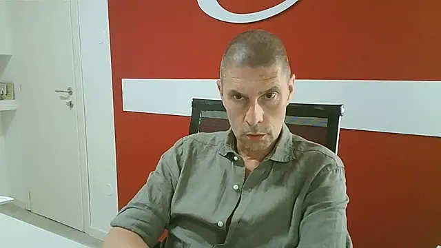 Snapshot of max79ve31 chatting on 3, 7, 2026 max79ve31 online show from 3, 7, 2026