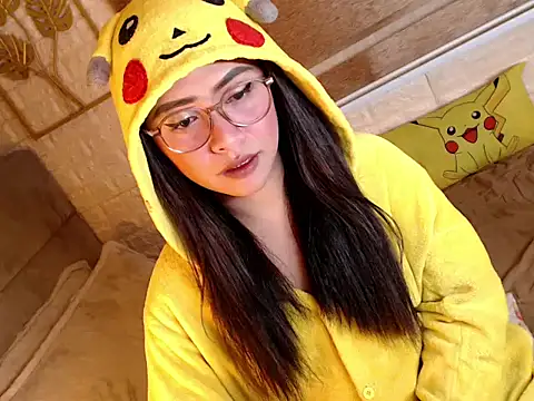 yourdevilsweettsx online show from 14, 3, 2026