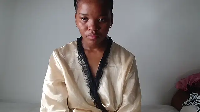 Snapshot of AshleyT255 chatting on 18, 11, 2025 AshleyT255 online show from 18, 11, 2025