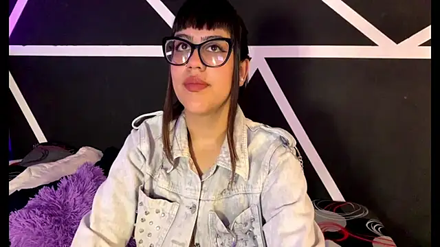 Snapshot of Melody_dreams chatting on 3, 10, 2025 Melody dreams online show from 3, 10, 2025