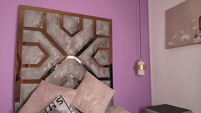 Electra Gosselin online show from 7, 10, 2025