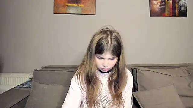 Lilly Jess online show from 14, 11, 2025