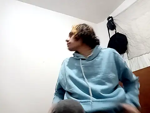 kittymutant99 online show from 5, 11, 2025