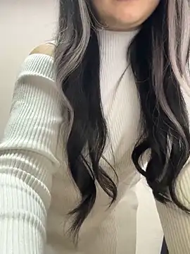 Snapshot of Molly-molly- chatting on 16, 12, 2025 Molly-molly- online show from 16, 12, 2025