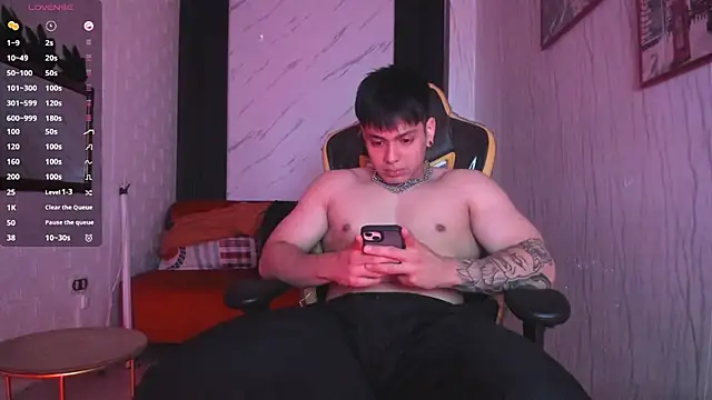 Snapshot of xKevyn chatting on 30, 9, 2025 xKevyn online show from 30, 9, 2025