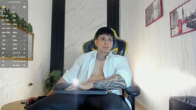 Snapshot of xKevyn chatting on 26, 10, 2025 xKevyn online show from 26, 10, 2025