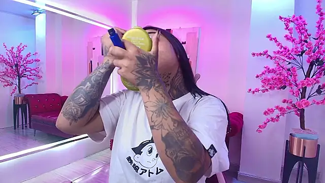 Black roseee online show from 12, 3, 2026