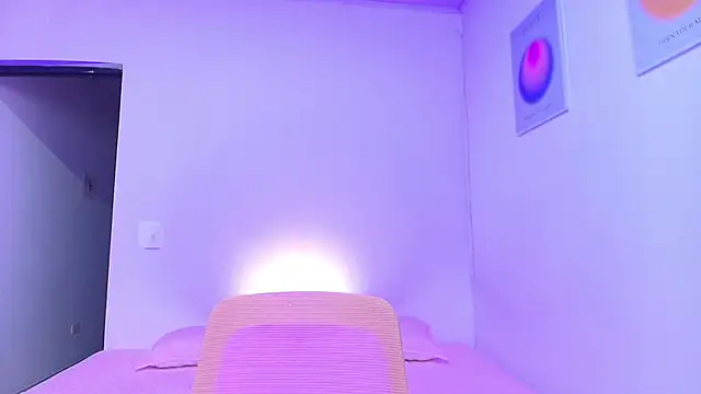 Snapshot of ana_bigboobss chatting on 30, 3, 2026 ana bigboobss online show from 30, 3, 2026