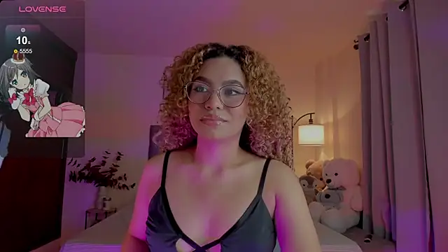 Snapshot of OxanaFedorova1- chatting on 22, 4, 2026 OxanaFedorova1- online show from 22, 4, 2026