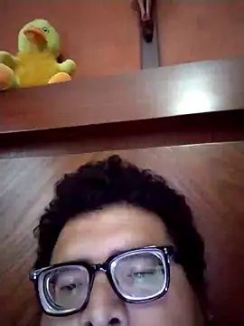 Snapshot of Santiagoqro85 chatting on 11, 9, 2025 Santiagoqro85 online show from 11, 9, 2025