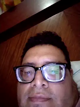 Snapshot of Santiagoqro85 chatting on 26, 9, 2025 Santiagoqro85 online show from 26, 9, 2025