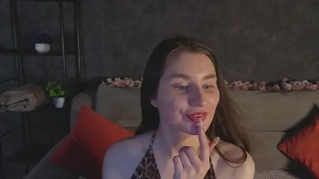 Snapshot of Raybe-Vins chatting on 25, 6, 2026 Raybe-Vins online show from 25, 6, 2026