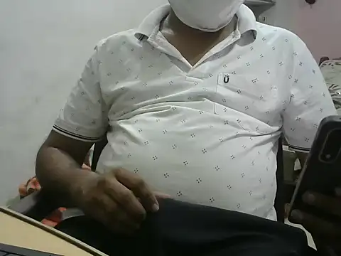 Famit025 online show from 15, 4, 2026