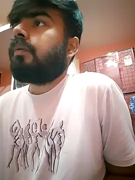 soniriyaa010101 online show from 4, 11, 2025